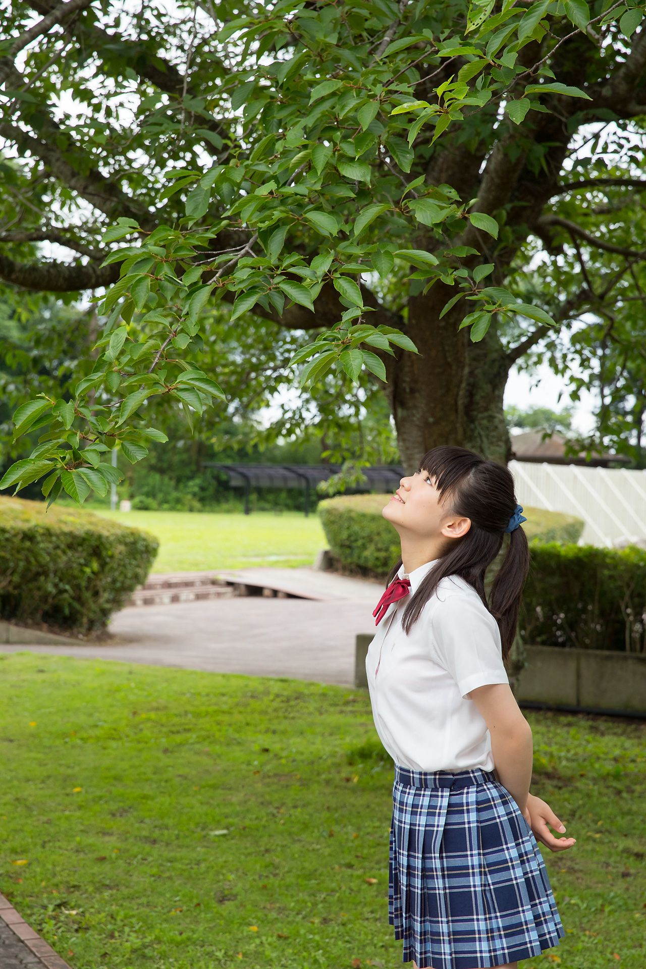 [Minisuka.tv]校服阳光:沢村りさ超高清私房照片免费在线(50P)