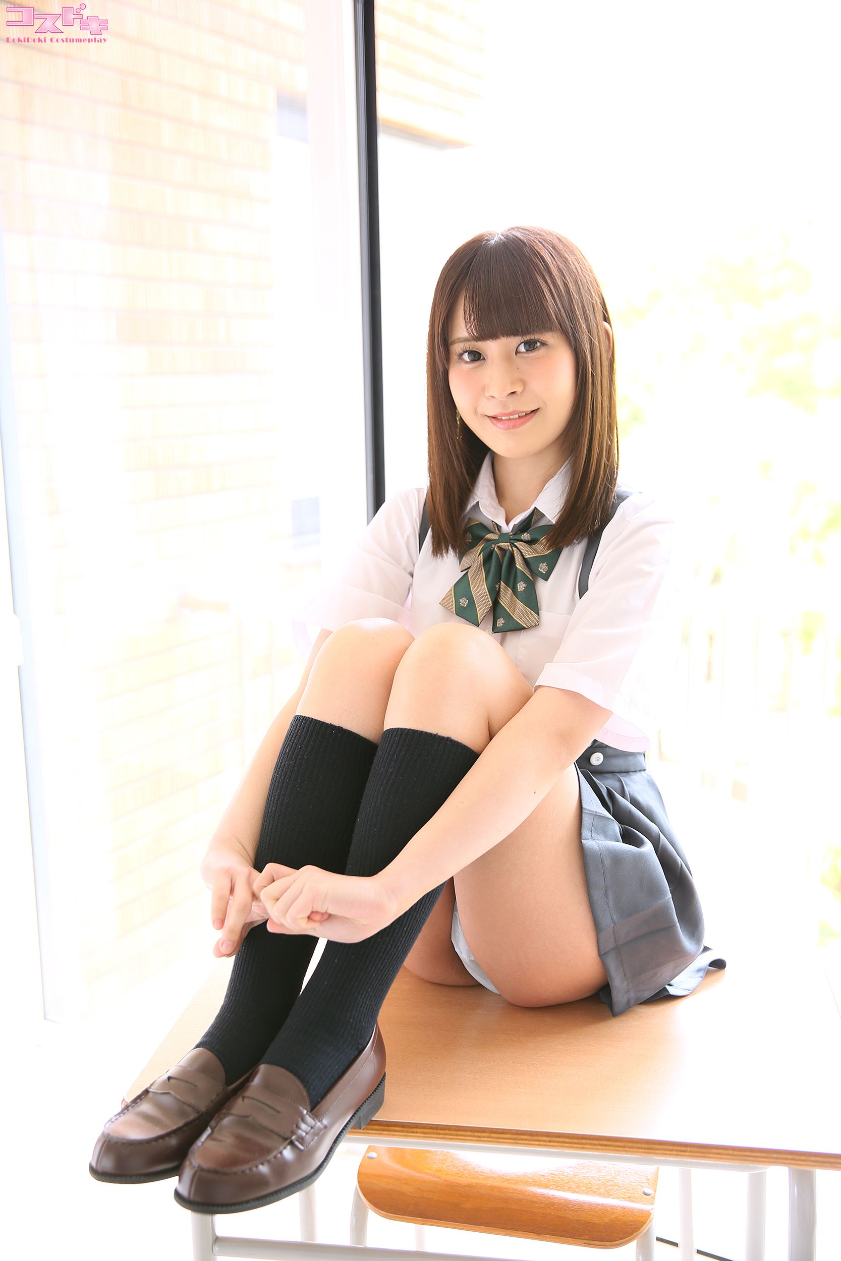 [Cosdoki]学生装:成瀬りお超高清私房照片免费在线(60P)