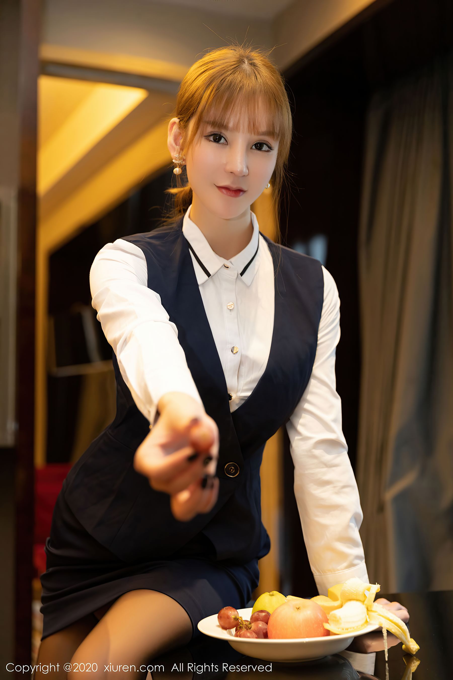 [秀人网]职业装黑丝制服:周于希(周于希Sandy)无水印写真大图收藏合集(88P)