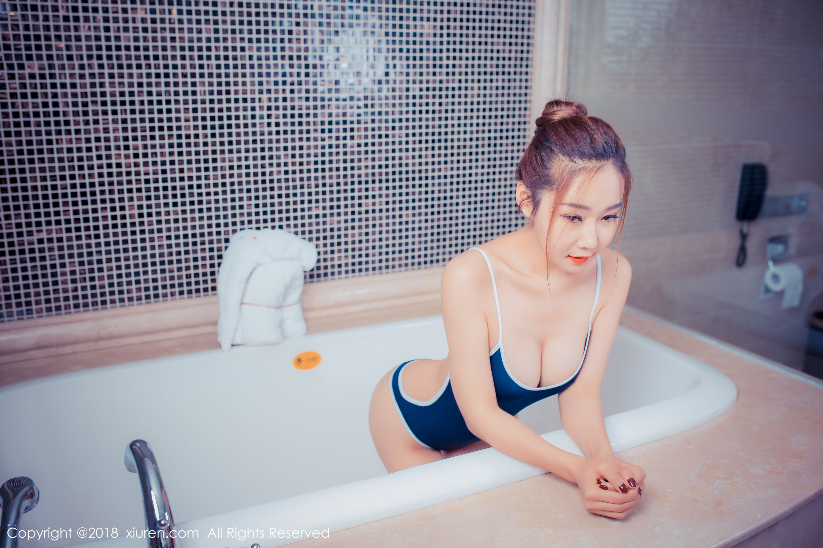 [秀人网]大胆人体艺术浴室美乳:棉花糖candy(模特棉花糖)无水印写真大图收藏合集(58P)