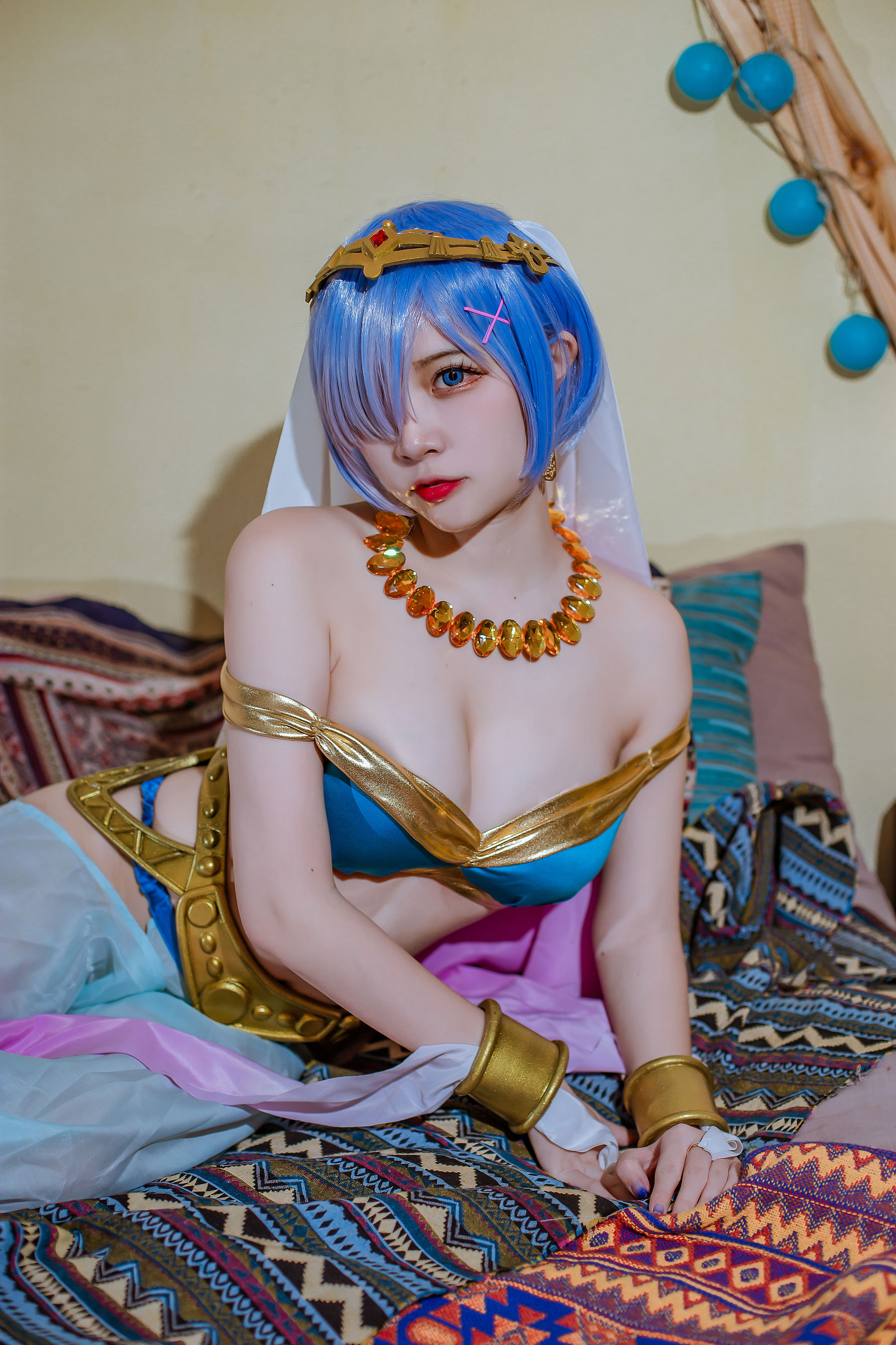 [网络美女]COSPLAY:二佐Nisa(COSER二佐Nisa)无水印写真大图收藏合集(9P)