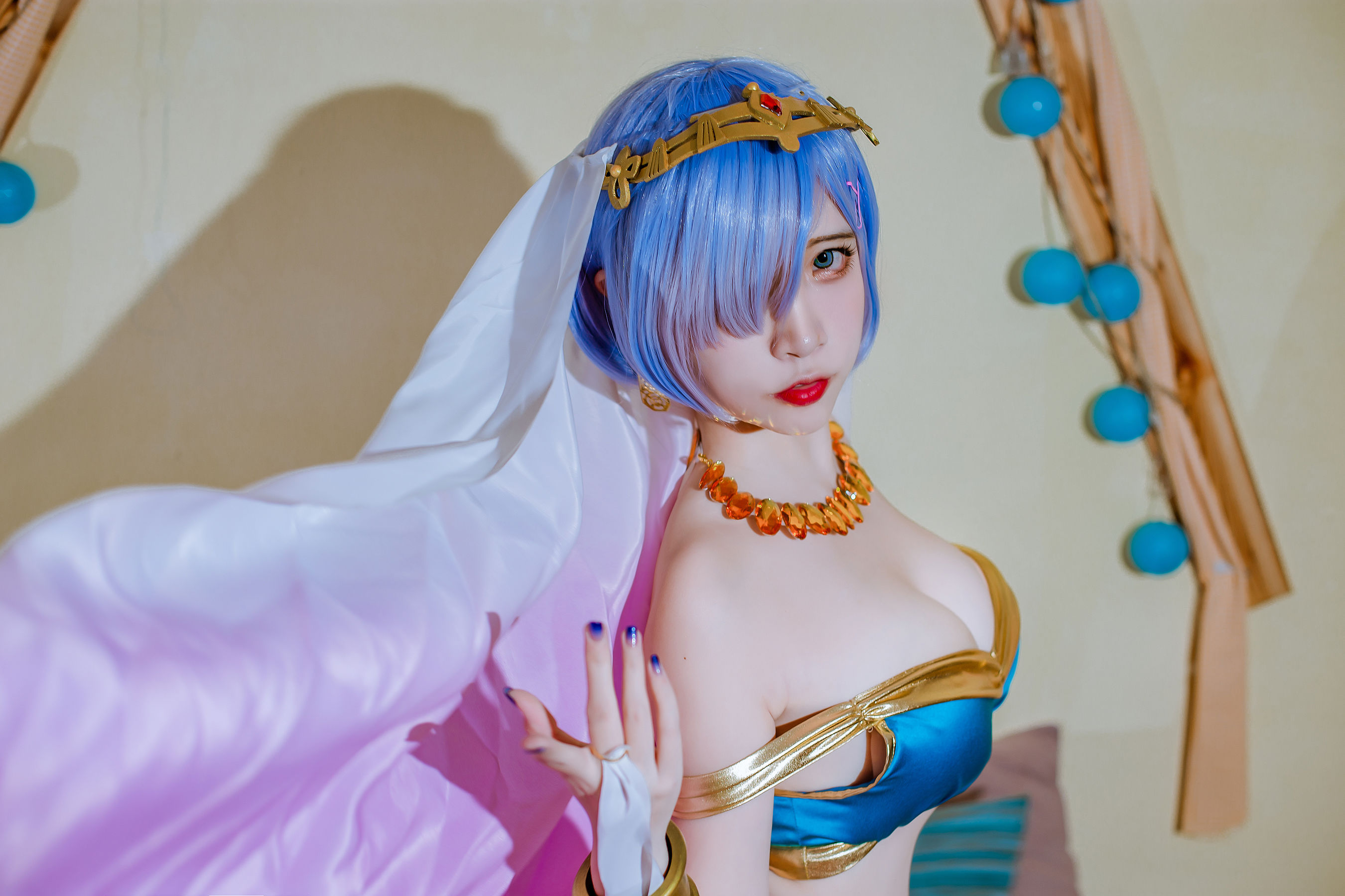 [网络美女]COSPLAY:二佐Nisa(COSER二佐Nisa)无水印写真大图收藏合集(9P)