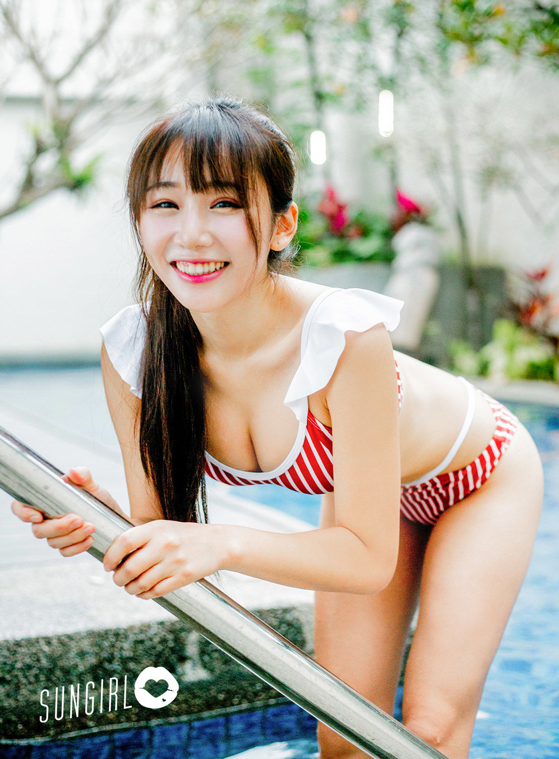 [阳光宝贝]泳装甜美粉嫩萌女:林少榆(腿模Shacy,机机Shacy)超高清私房照片免费在线(31P)